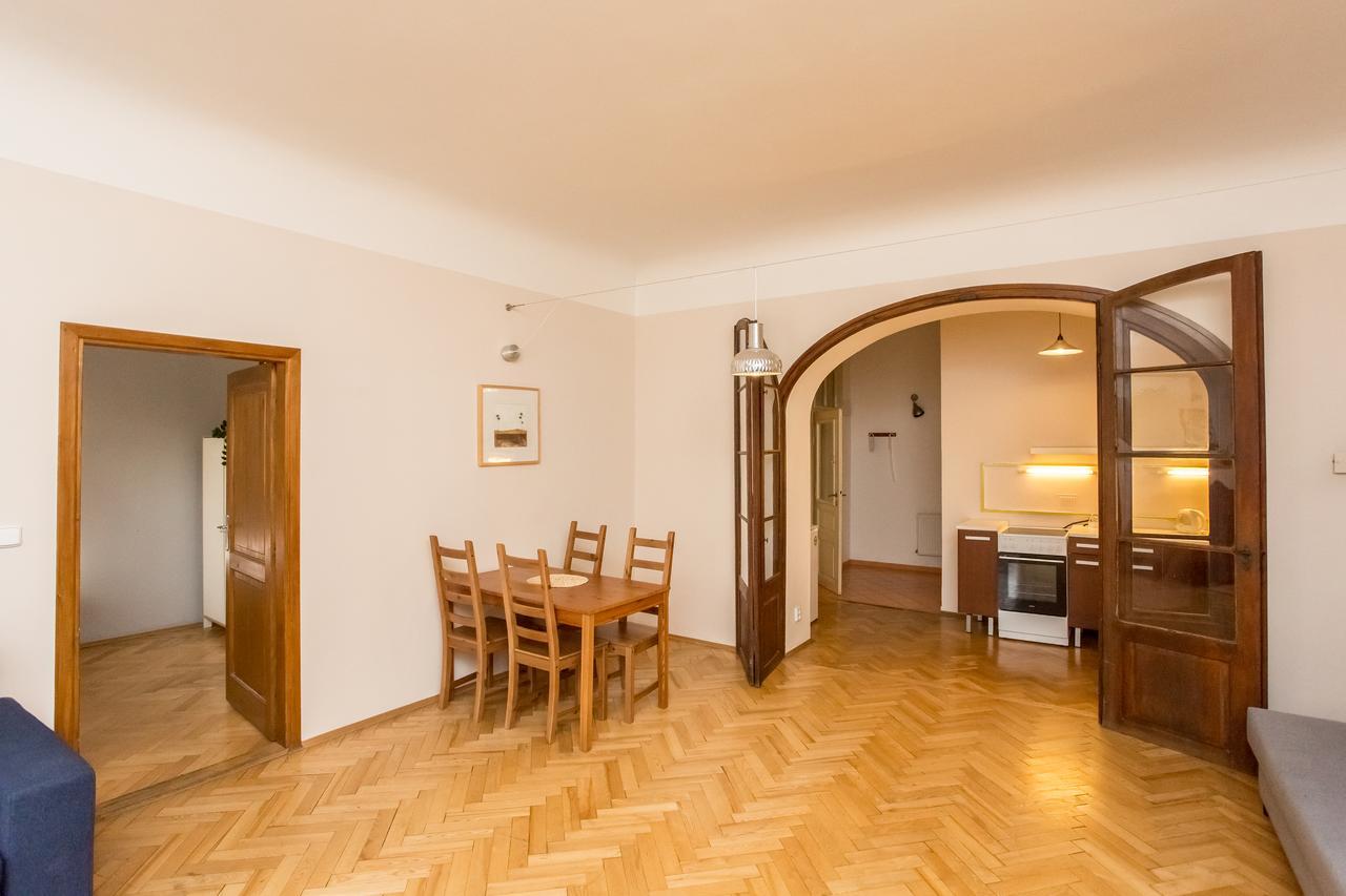 U Zlate Podkovy - At The Golden Horseshoe Prague Exterior photo